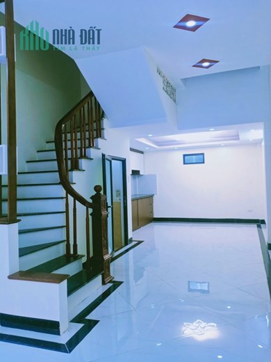 Chỉ 71tr có ngay căn nhà 2 tầng diện tích 89m, mặt tiền 4.1m, đường thông hè thoáng