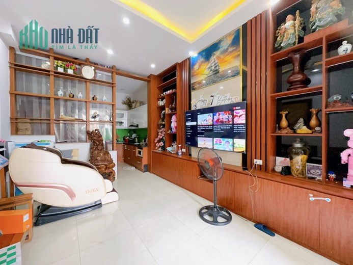 Bán nhà Thạch Bàn, Dân xây, Gần phố, 35m2, 4T, chỉ nhĩnh 3 tỷ.