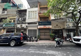 Mặt phố Sơn Tây giá 25 tỷ, 47mx6 tầng, Kinh doanh tốt