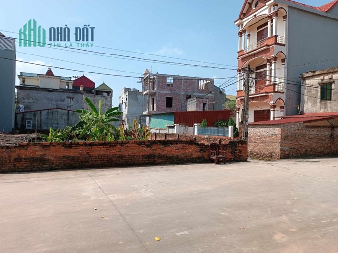 Đất Ngã Tư-Nguyên Khê-Đông Anh-ÔTô Tránh-1 Nhà ra Mặt QL3-150m²-MT 10m-Giá Sốc 6 tỷ
