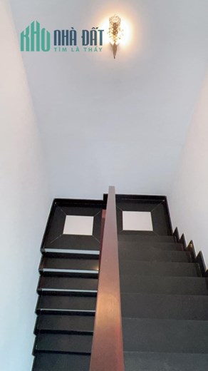 CHỦ CẦN TIỀN MUỐN BÁN NHANH. GIẢM CHÀO 300TRIEU.CHỈ CÒN 5.X TỶ .GIẢM MẠNH ,HTP ,TT NHÀ BÈ