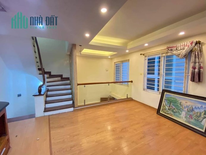 Bán nhà Mỹ Đình- 30M- MT4m- 5 ngủ- Chỉ 3 tỷ 48.