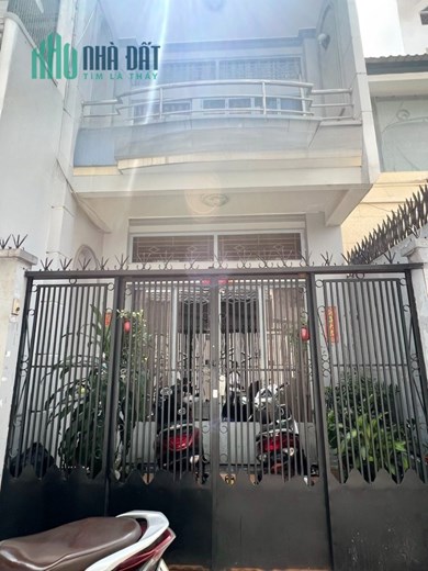 Nhà 2 tầng hẻm 102 Âu Dương Lân P3Q8. Giá 5.8 tỷ TL