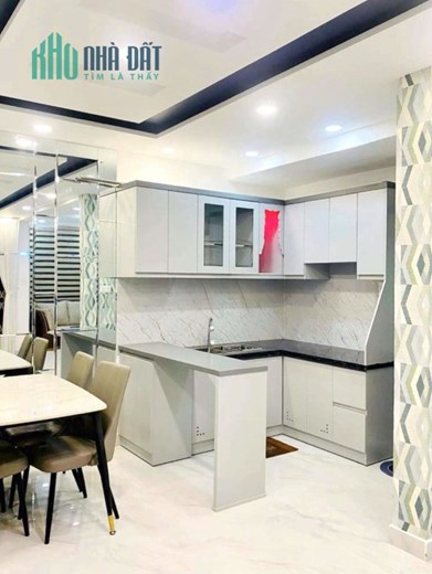 Căn góc mới 2 tầng hẻm trước nhà 5m đường Nguyễn Trãi P2Q5 - 5.5 Tỷ
