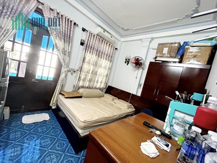 MẶT TIỀN KINH DOANH đường 12m, 4 TẦNG KIÊN CỐ, Phú Thạnh Tân Phú.