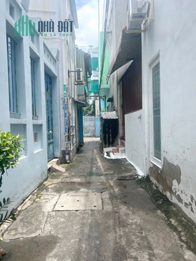 Nhà 2 tầng hẻm 1225 đường Phạm Thế Hiển P5Q8 - Giá 2.35 Tỷ