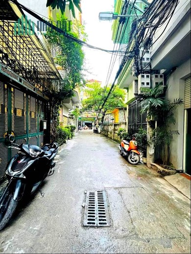 HƠN 10 TỶ CĂN 5 TẦNG TRUNG TÂM BA ĐÌNH 75M Ở ĐẦU TƯ Ô TÔ TRÁNH ĐỖ KDVP