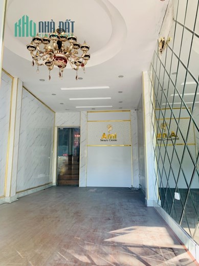 Chính chủ cần cho thuê nhà  3 tầng mặt phố Xã Đàn, quận Đống Đa, Hà Nội