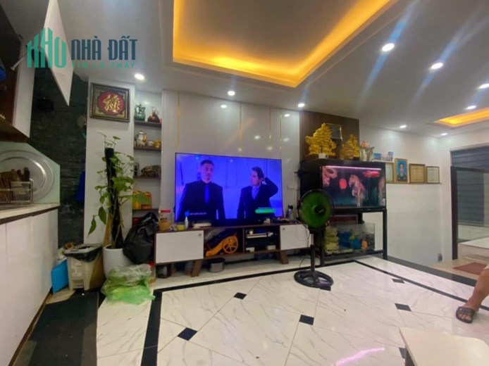 Bán nhà đẹp, Ngõ 211 Khương Trung, Thanh Xuân, 3 thoáng, kinh doanh, 46m*5T