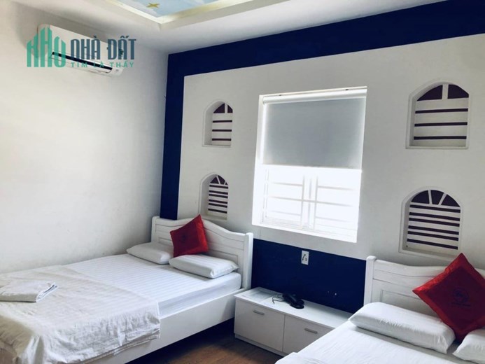 BÁN KHÁCH SẠN 4 SAO - GẦN 20 PHÒNG THU DOANH THU HƠN 250TR/THÁNG - MẶT TIỀN VIP HÓC MÔN - GIÁ NHỈNH