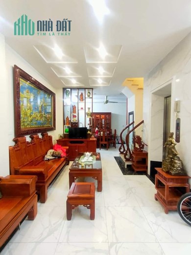 Bán nhà 5T ngõ 604 Ngọc Thuỵ, đường nhựa oto tránh, kinh doanh giá nhỉnh 5 tỷ LH: 0936123469