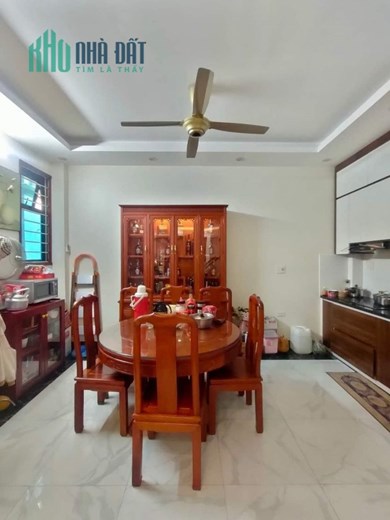Bán nhà 5T ngõ 604 Ngọc Thuỵ, đường nhựa oto tránh, kinh doanh giá nhỉnh 5 tỷ LH: 0936123469