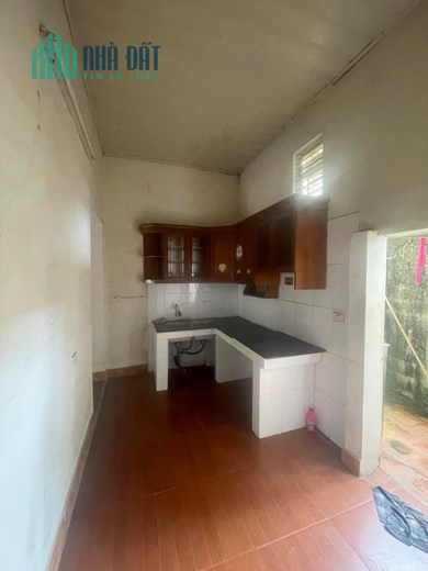 Nhỉnh 2 tỷ xíu có ngay căn nhà cấp 4, 74m2, ngõ thông, ô tô đỗ cửa Do Hạ, Tiền Phong Mê Linh.