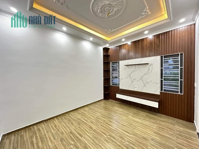 Bán nhà xây mới lô góc 64m 4 tầng GIÁ 4.7 tỉ ô.tô ra vào gần mặt đường Hồ Sen