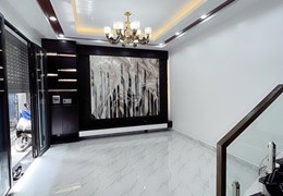 Bán nhà xây mới phố Chợ Hàng Cũ, 4 tầng 4 ngủ ngõ nông GIÁ 2.42 tỉ