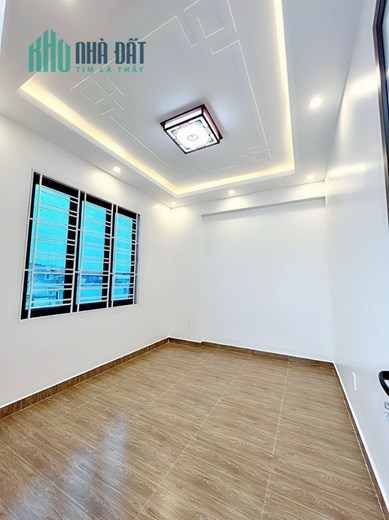 Bán nhà xây mới phố Chợ Hàng Cũ, 4 tầng 4 ngủ ngõ nông GIÁ 2.42 tỉ
