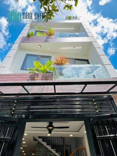 Bán Nhà Trung Tâm Gò Vấp Nguyễn Thái Sơn 4 Tầng 4PN giá 5 Tỷ 7
