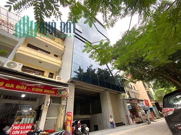 Cho Thuê Tòa Văn Phòng 9 Tầng Xây Mới MP Hoàng Ngân. DT 222m2.Giá 15.000USD/th