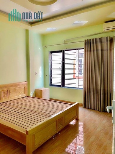 Bán nhà khu phân lô 654 Ngô Gia Tự, 40m 4 tầng ô.tô đỗ cửa GIÁ 3.6 tỉ
