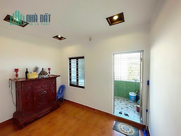 Bán nhà phố Nguyễn Văn Linh, 45m 3 tầng GIÁ 2.5 tỉ đi bộ ra AEON