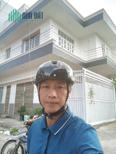 Về quê cần bán gấp nhà HXH lô góc Hòa Bình Gần Đầm Sen 85m2 3 tầng chỉ 9,9 tỷ TL.