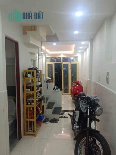 168873-Bán Nhà Phường 5 Phú Nhuận Nguyễn Kiệm 30m2 , 3 Tầng , 4 PN Giá  3 tỷ 2