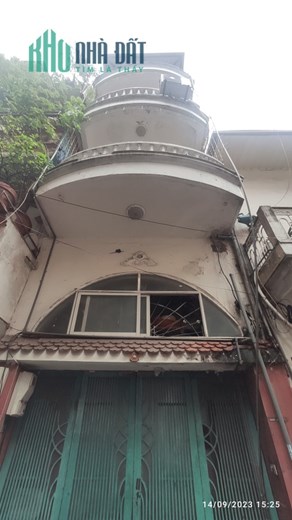 BÁN NHÀ PHỐ TẠ QUANG BỬU HN. NGÕ Ô TÔ DỪNG ĐỖ , DIỆN TÍCH RỘNG , GIÁ CHỈ NHỈNH 100TR/M2