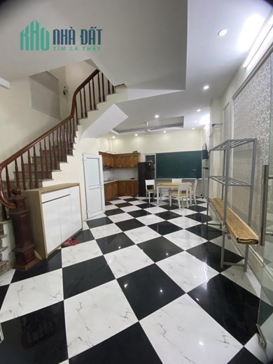 CỰC HIẾM cần bán nhanh nhà 35M2x4 tầng trên 3 tỷ thoáng 3 mặt nở hậu Phố Cầu Am, Vạn Phúc, Hà Đông.