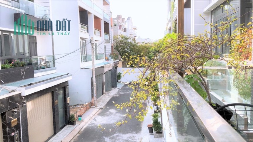 TÒA NHÀ HƯNG GIA PHÚ MỸ HƯNG NHÀ MỚI ĐẸP CÓ THANG MÁY - HỒ BƠI