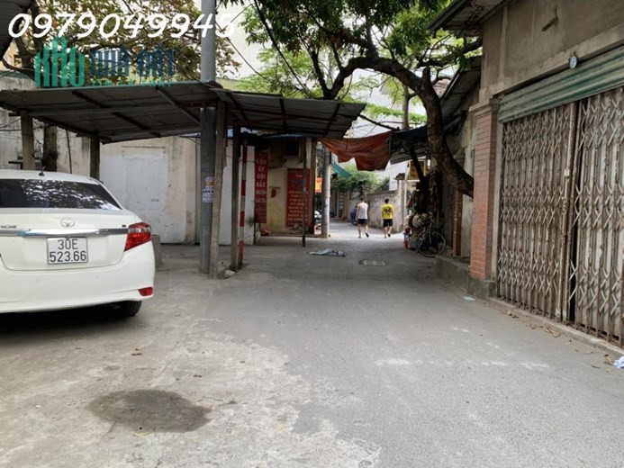BÁN 140m2 đất NHỔN- ĐH CÔNG NGHIỆP, MẶT TIỀN 8M, Ô TÔ 7 CHỖ, NGÕ THÔNG, 9.7 TỶ
