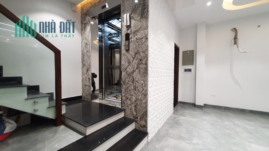 BÁN NHÀ Ô ĐỒNG LẦM ĐI BỘ RA HỒ 7 TẦNG THANG MÁY THOÁNG SÁNG