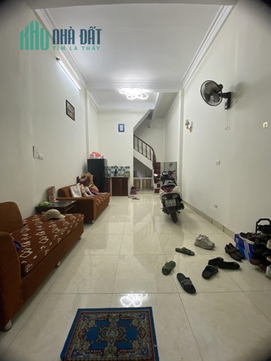 Cần tiền bán nhanh nhà 3 tầng nhỉnh 3 tỷ, phường Yết Kiêu, Hà Đông.