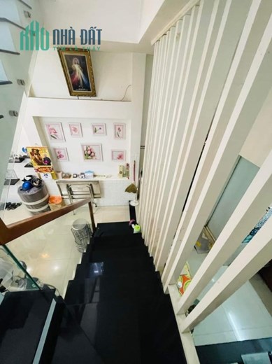 .Nhà Ngay Sát Cầu Rồng Nguyễn Văn Linh, thẳng 30m ra MT, 3 mê đẹp