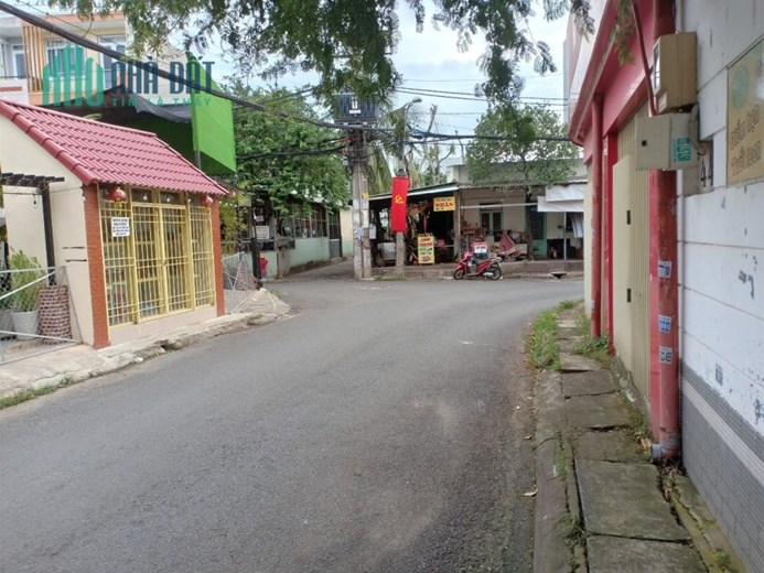 Thửa đất tuyệt đẹp Đường số 8 Trường Thọ, Thủ Đức, 100m2, giá chỉ hơn 7 tỷ.