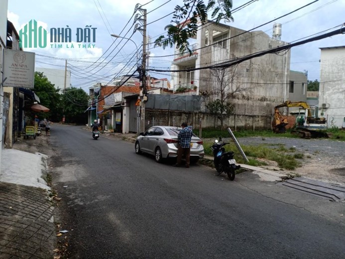 Thửa đất tuyệt đẹp Đường số 8 Trường Thọ, Thủ Đức, 100m2, giá chỉ hơn 7 tỷ.