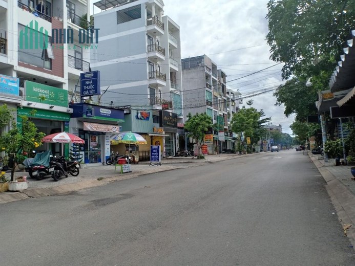 Thửa đất tuyệt đẹp Đường số 8 Trường Thọ, Thủ Đức, 100m2, giá chỉ hơn 7 tỷ.