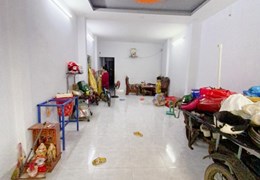 MẶT TIỀN ĐƯỜNG SỐ 12 - DT 4x20M - ĐƯỜNG ÔTÔ THÔNG TỨ PHÍA BÌNH LONG LÊ VĂN QUỚI - 2 TẦNG 4PN CHỈ