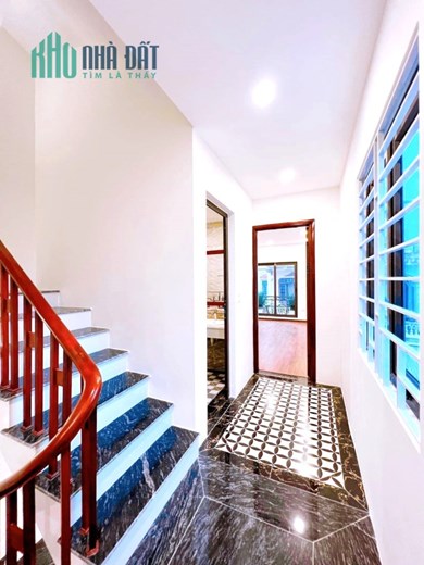NHÀ ĐẸP  -THẠCH BÀN -LONG BIÊN