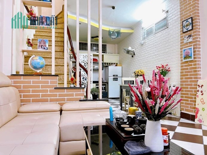 Bán 🏠 Riêng 4 Tầng 40m 3.8 tỷ 👉tại Phố Thanh Bình Mỗ Lao Hà Đông 📲0949📌834📌886 🏘