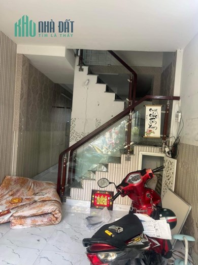 MẶT TIỀN LÊ NGÃ, rộng 10M TÂN PHÚ, 30m2,  CHỈ 4.x tỷ ( x nhỏ xíu).