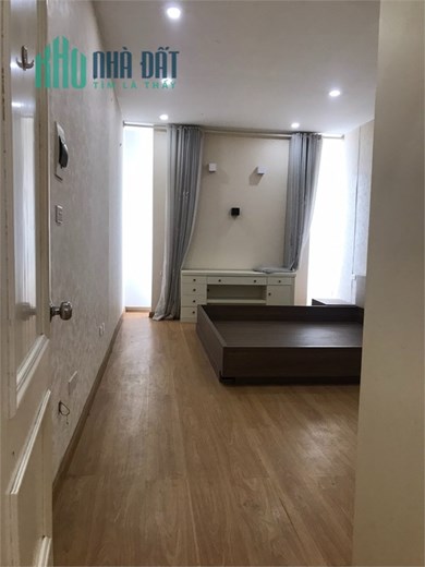 Hàng Hiếm! Tầng đẹp diện tích 122m2 3PN giá 4.5 Tỷ tòa  24T1 Hoàng đạo thúy