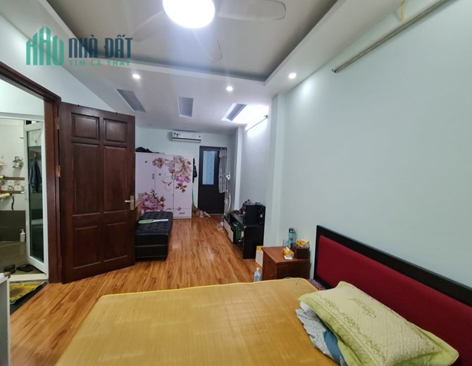 CẦN BÁN NHÀ PHỐ HOÀNG CẦU: 43M2 X 4 TẦNG, Ô TÔ 7 CHỖ ĐỖ, NHÀ MỚI ĐẸP Ở NGAY, CHỈ 7.8 TỶ