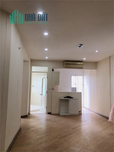 Hàng Hiếm! Tầng đẹp diện tích 122m2 3PN giá 4.5 Tỷ tòa  24T1 Hoàng đạo thúy