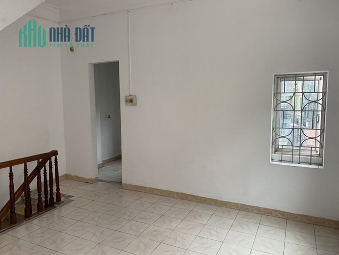 CẦN KHÁCH THUÊ TOÀN BỘ NHÀ HOÀNG VĂN THÁI, QUẬN THANH XUÂN