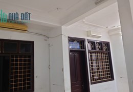 NHÀ ĐẸP CHO THUÊ NGUYÊN CĂN THÁI HÀ, QUẬN ĐỐNG ĐA, KINH DOANH CỰC TỐT