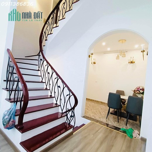 💥HOT💥 Phân lô ô tô tránh, KD sầm uất Phan Văn Trường 44m 5T, 12 tỷ