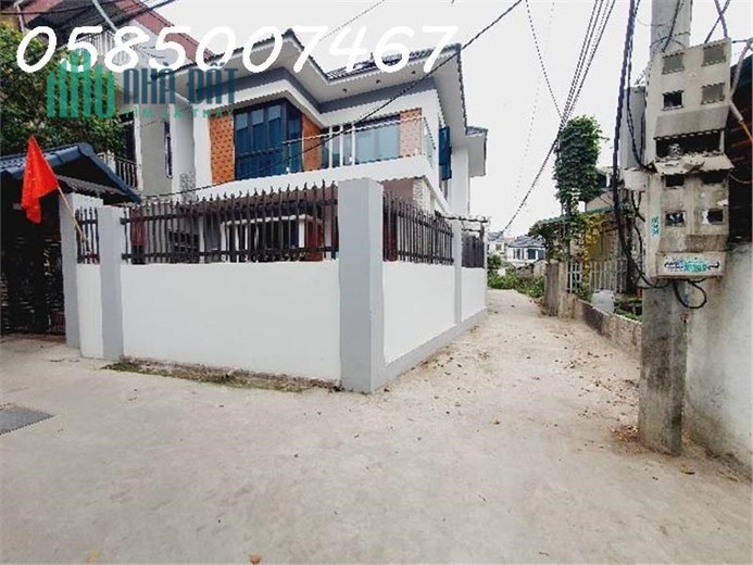 Bán đất tặng nhà 3 tầng, tặng nội thất, tặng 1 chỉ vàng 9999, DT: 43m, MT: 4.5m, giá nhỉnh 2 tỉ