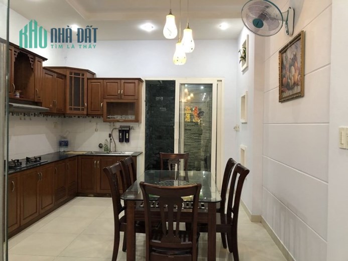Nguyên căn mặt tiền Đường số 44, Tân Quy Đông, P.Tân Phong, Quận 7