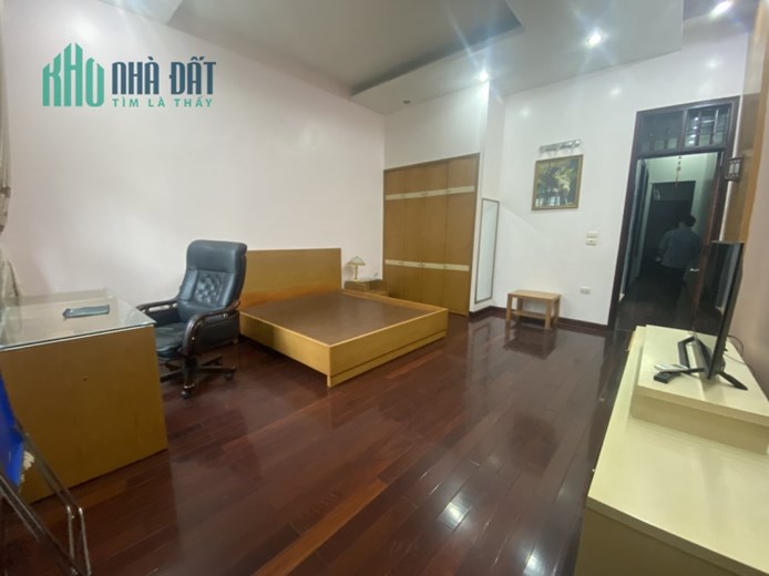 Cho thuê nhà gần bệnh viện đa khoa tỉnh, phường Liên Bảo. DT 100m2