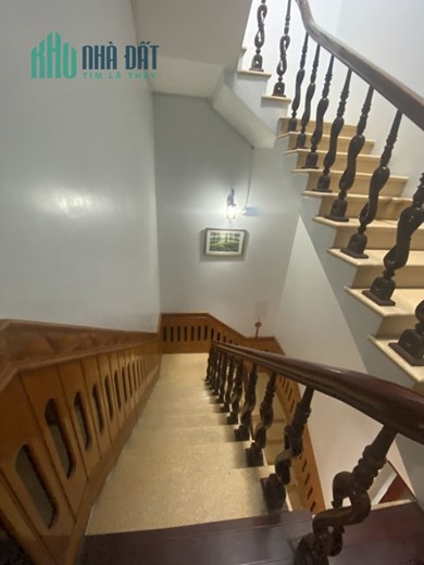Cho thuê nhà gần bệnh viện đa khoa tỉnh, phường Liên Bảo. DT 100m2